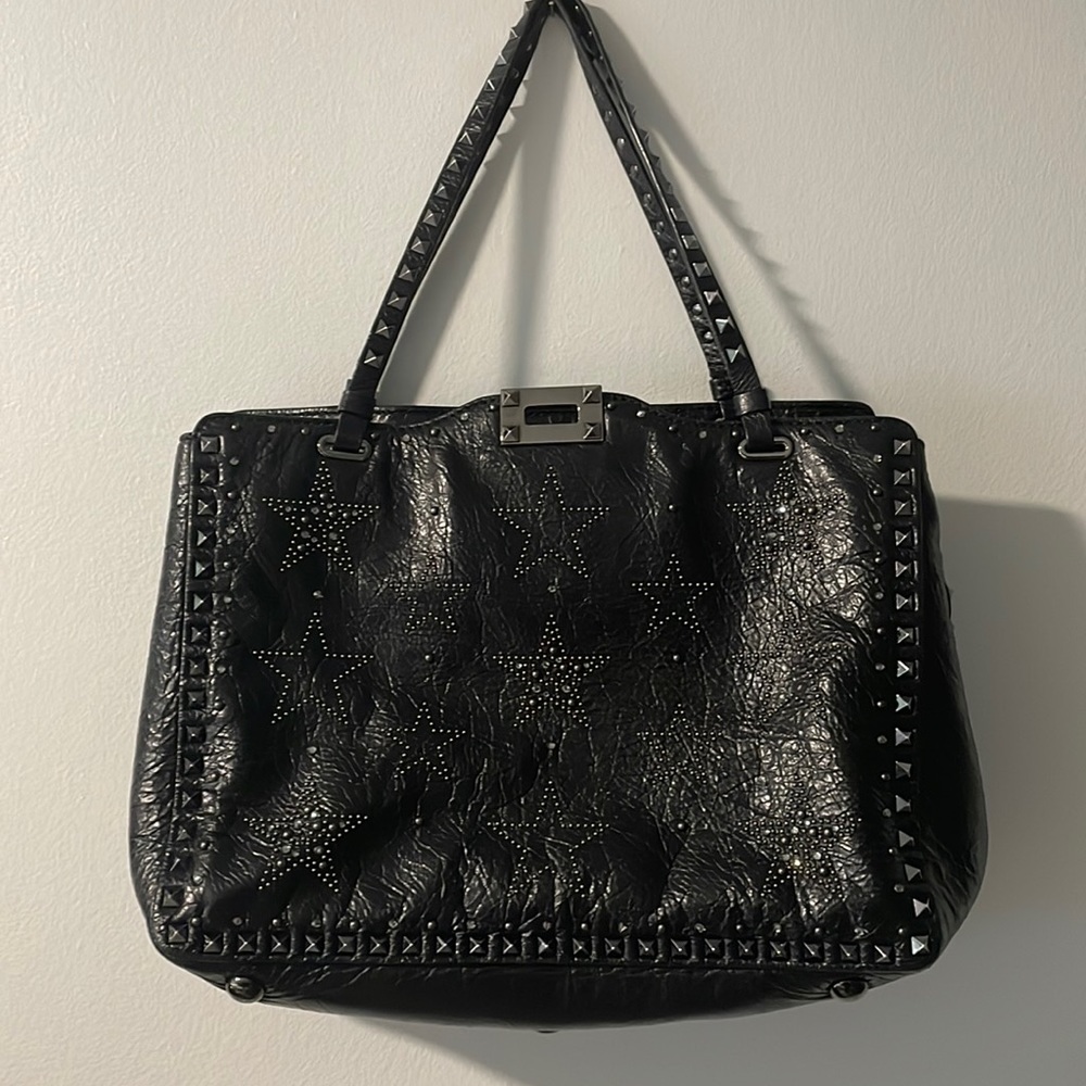 Valentino Rockstud Bag in great condition ♥️